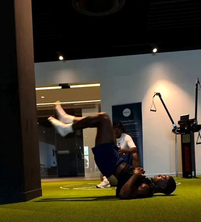 曼联夏窗或补强三中场引援 售出乌加特或致阵容