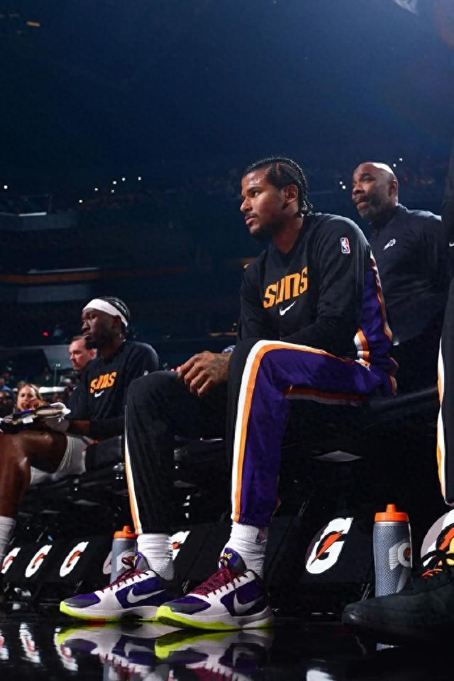 杰伦-格林状态回升成太阳季后赛关键变量