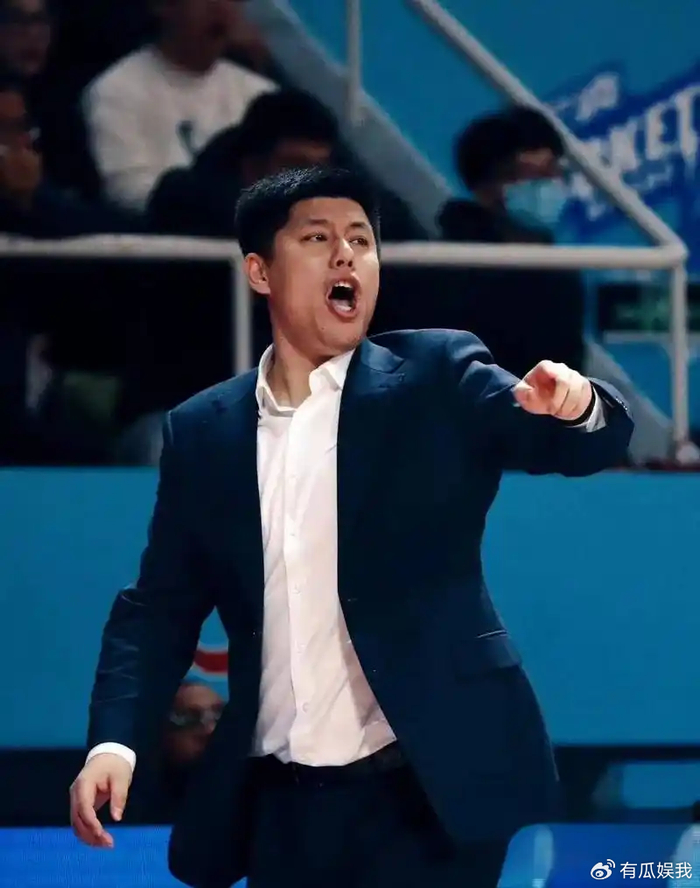 山西男篮惨败青岛 潘江怒斥球队表现 换帅传闻再